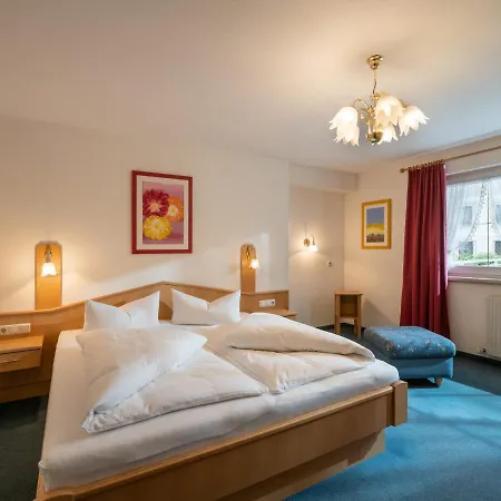 Апартаменти Haus Eberharter *