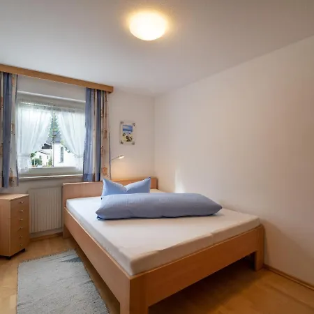 Haus Eberharter Apartamento