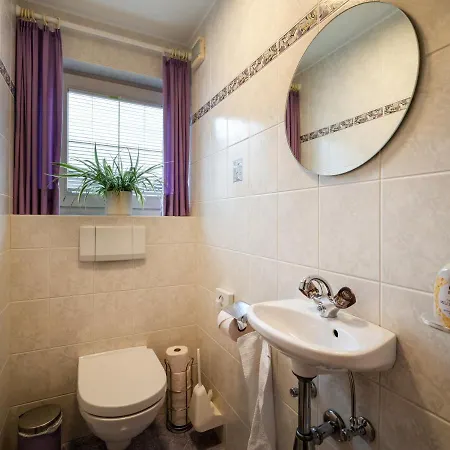 Haus Eberharter * 메이른호픈